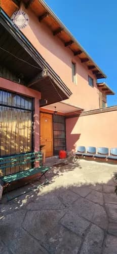 Chaletremodelado El 2001 en Condominio 4 Dormitorios — foto 3 de 20